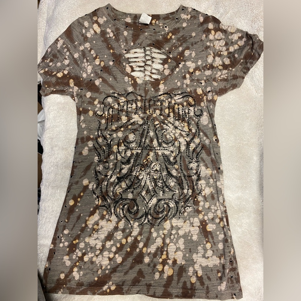 Ladies Affliction Tshirt/Top. Size Large. Like new